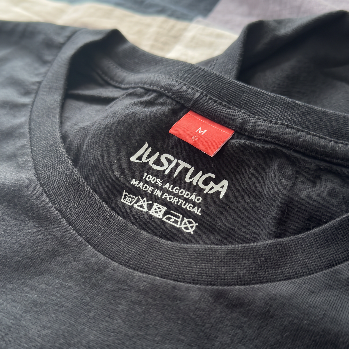 T-Shirt Noir Vela